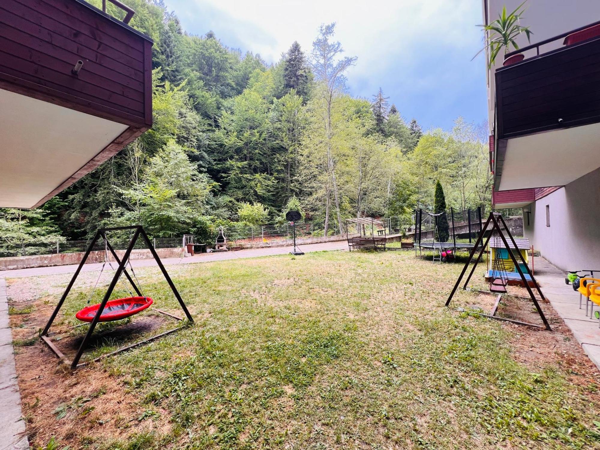 Serenity Suite Sinaia Esterno foto